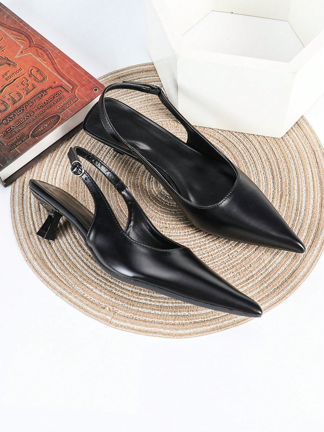 Pantofi cu toc SHEIN, negru