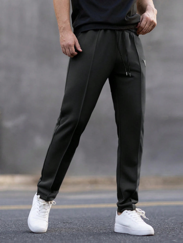 Pantaloni de trening SHEIN, negru