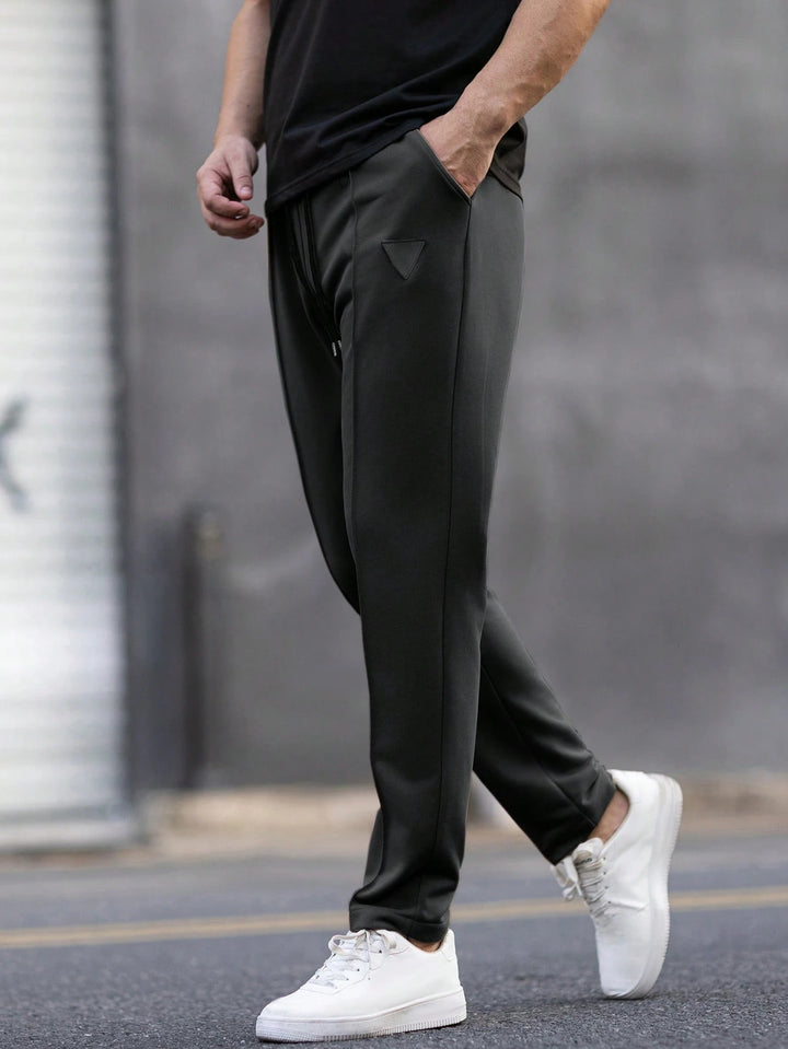 Pantaloni de trening SHEIN, negru