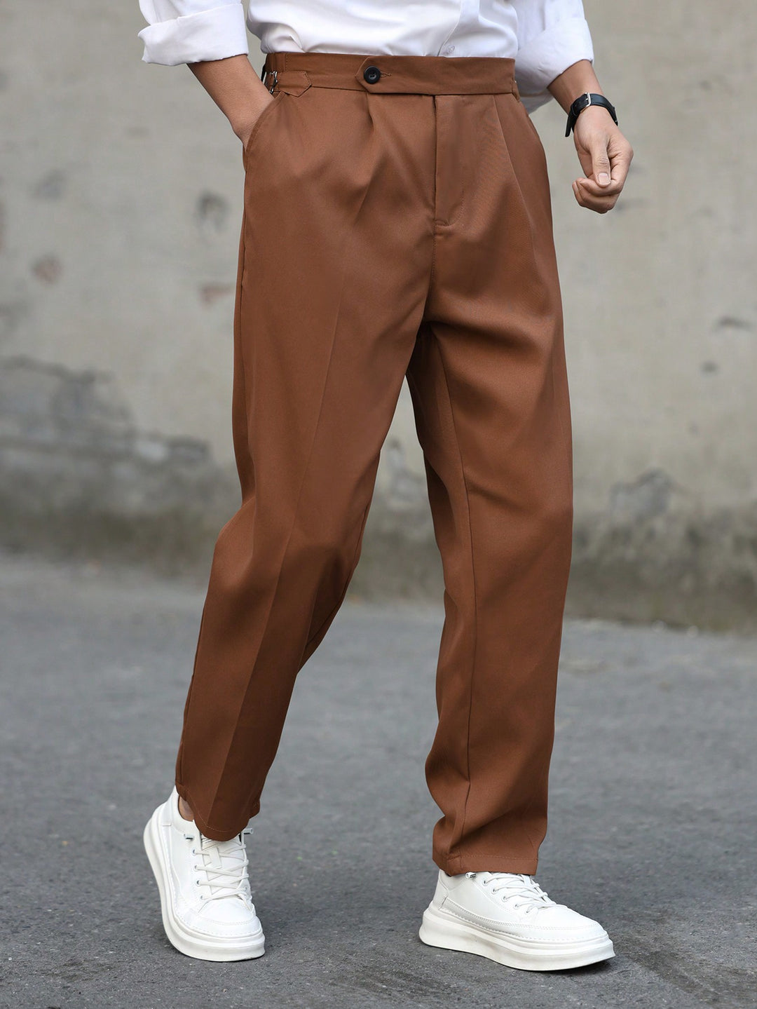 Pantaloni SHEIN, maro