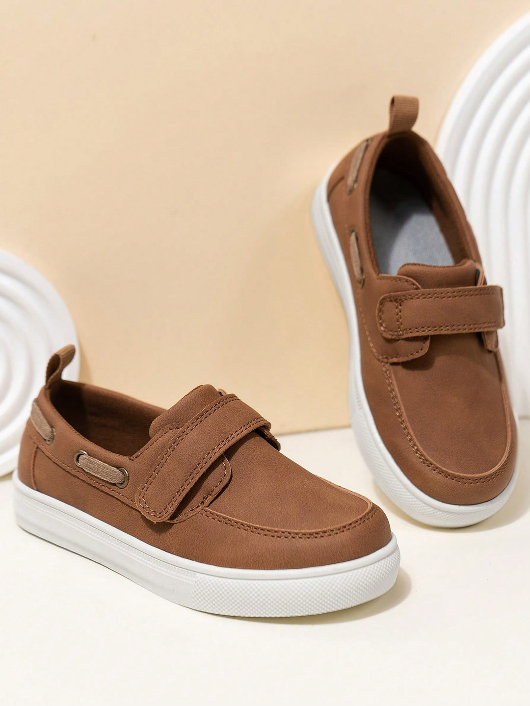 Pantofi sport SHEIN, maro