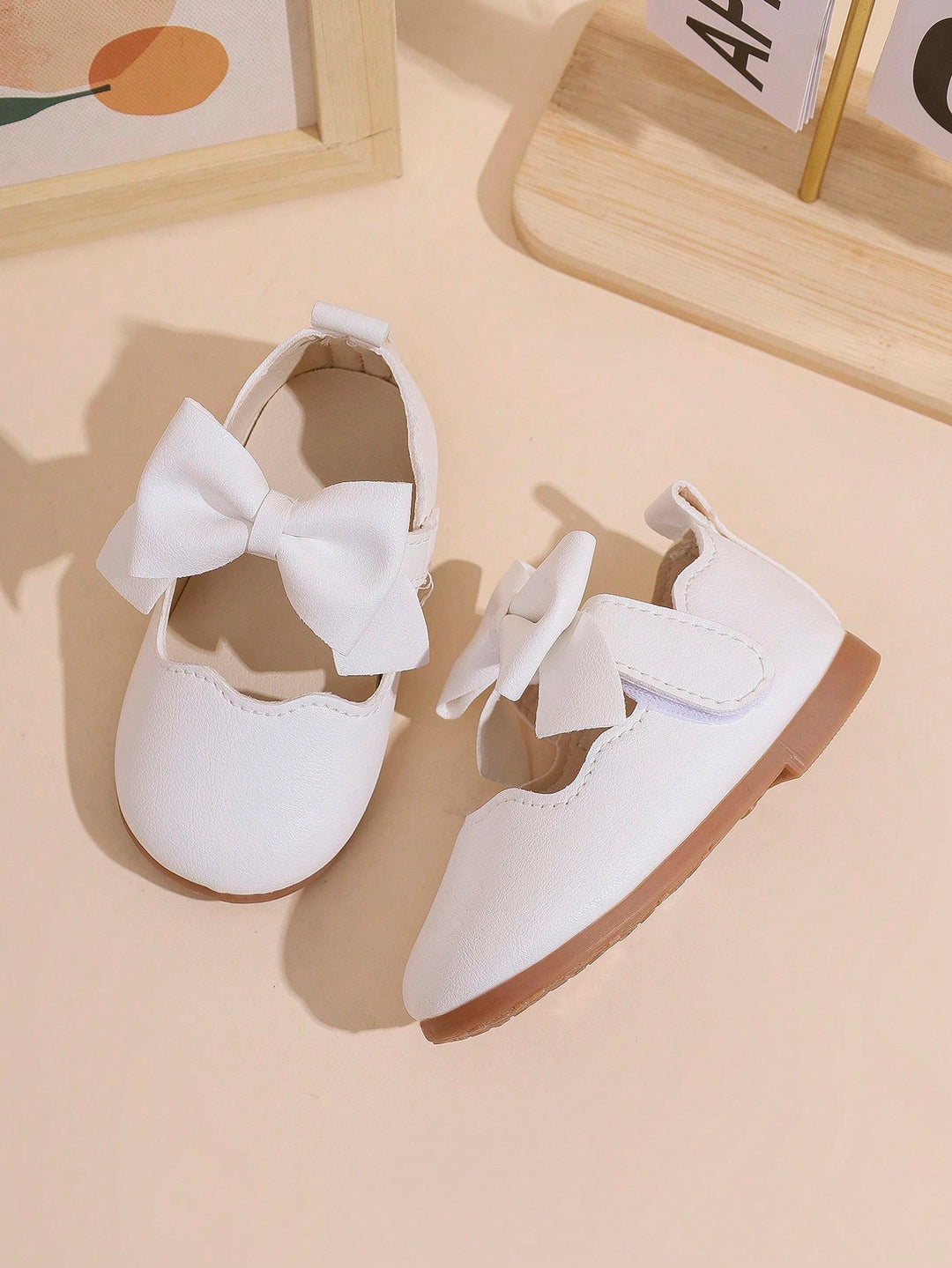 Pantofi SHEIN, alb