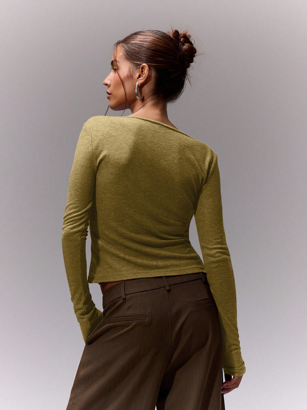 Tricou SHEIN, kaki