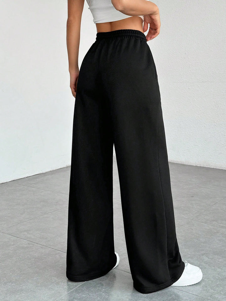 Pantaloni SHEIN, negru