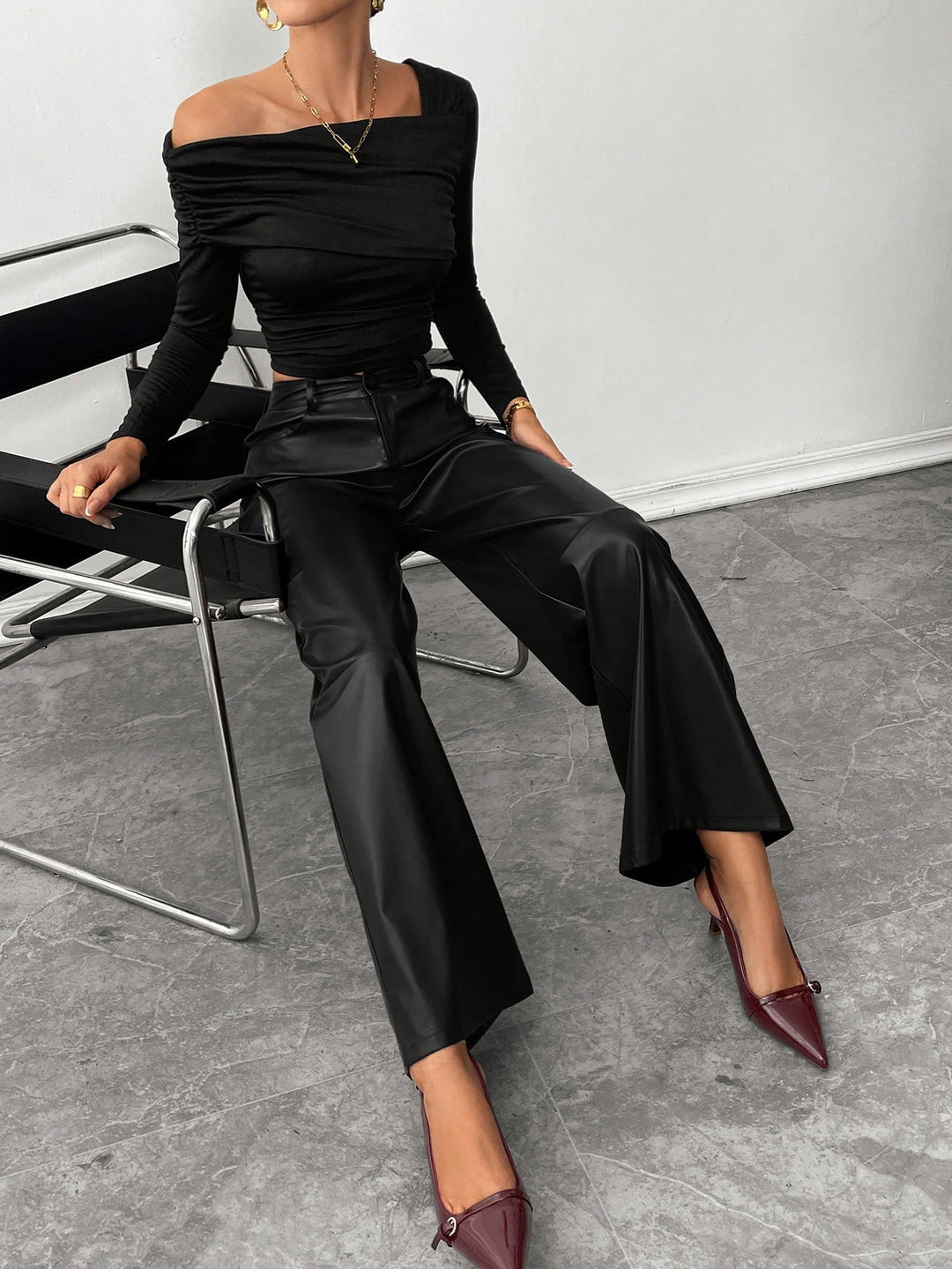 Pantaloni SHEIN, negru