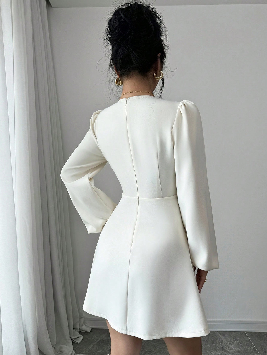 SHEIN bézs miniruha