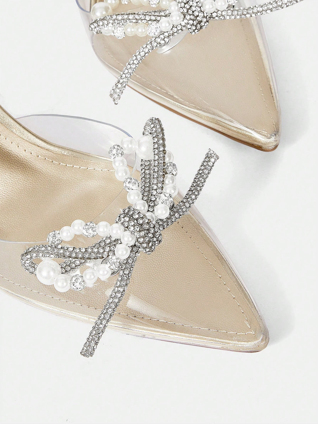 Pantofi cu toc SHEIN, auriu