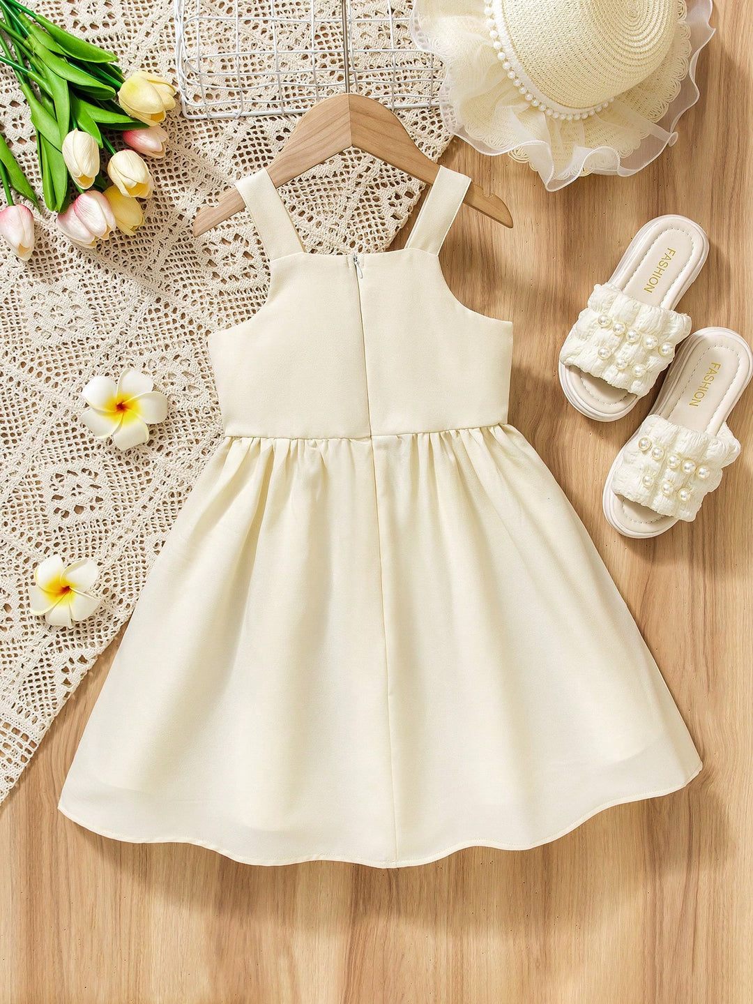 Rochie SHEIN, crem