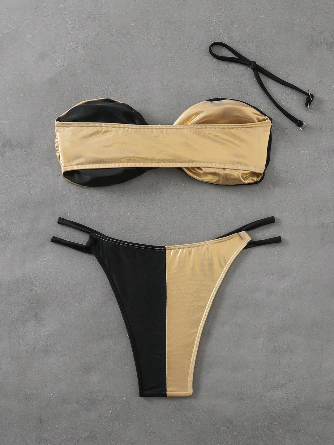 Set bikini SHEIN, auriu