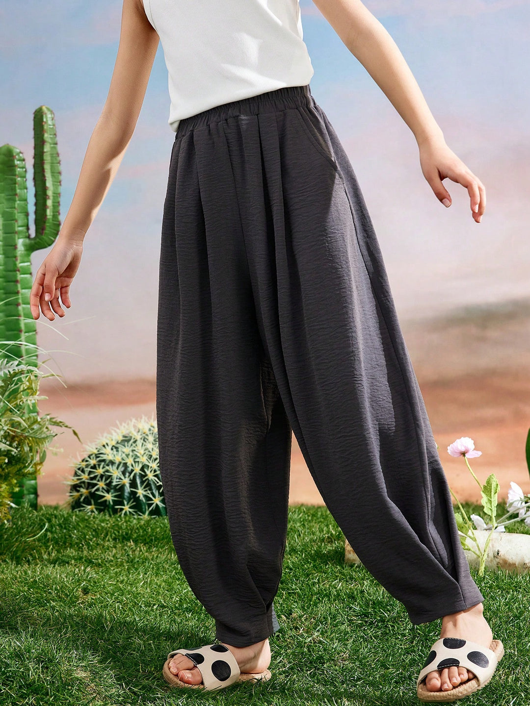 Pantaloni SHEIN, negru