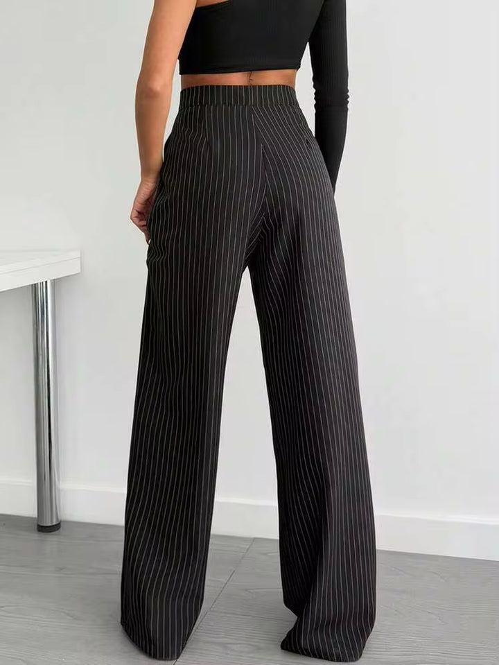 Pantaloni SHEIN, negru