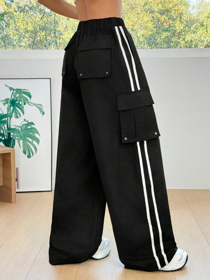 Pantaloni SHEIN, negru