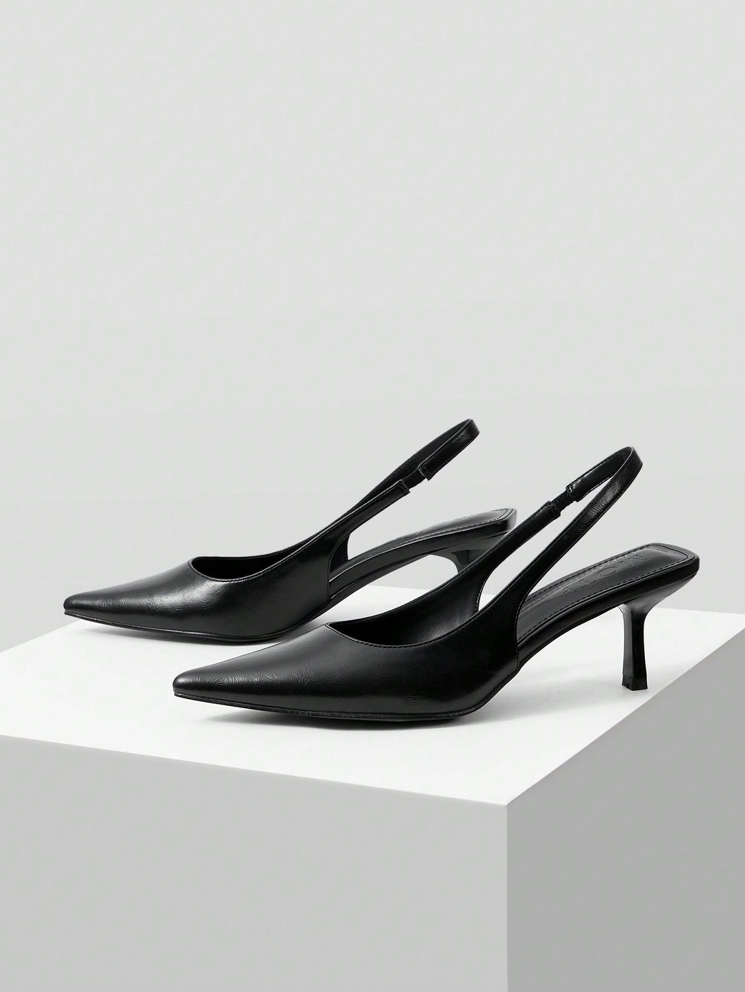 Pantofi cu toc SHEIN, negru