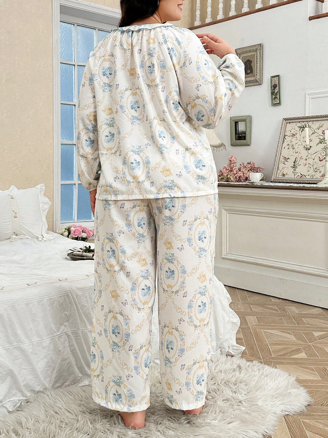 Compleu pijamale Shein Curve+, mix culori