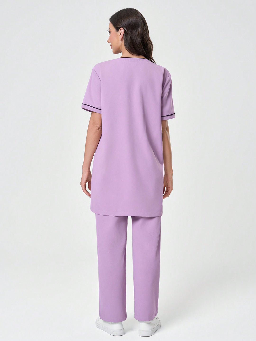 Compleu medical SHEIN, mov