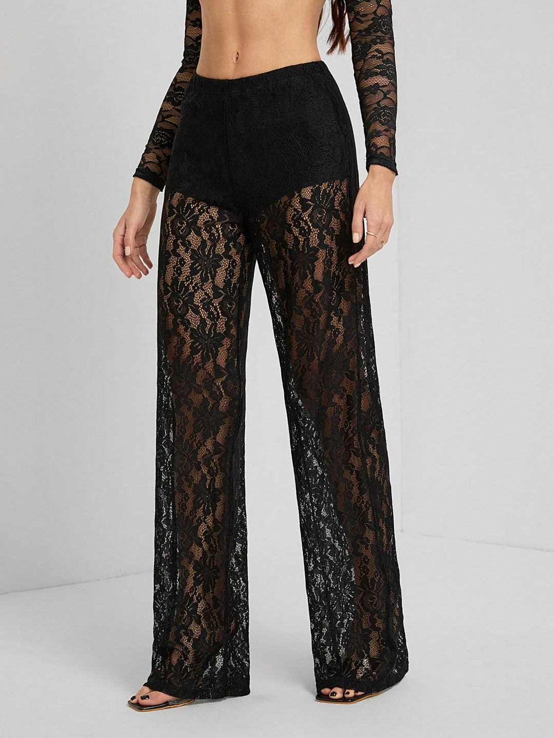 Pantaloni SHEIN, negru