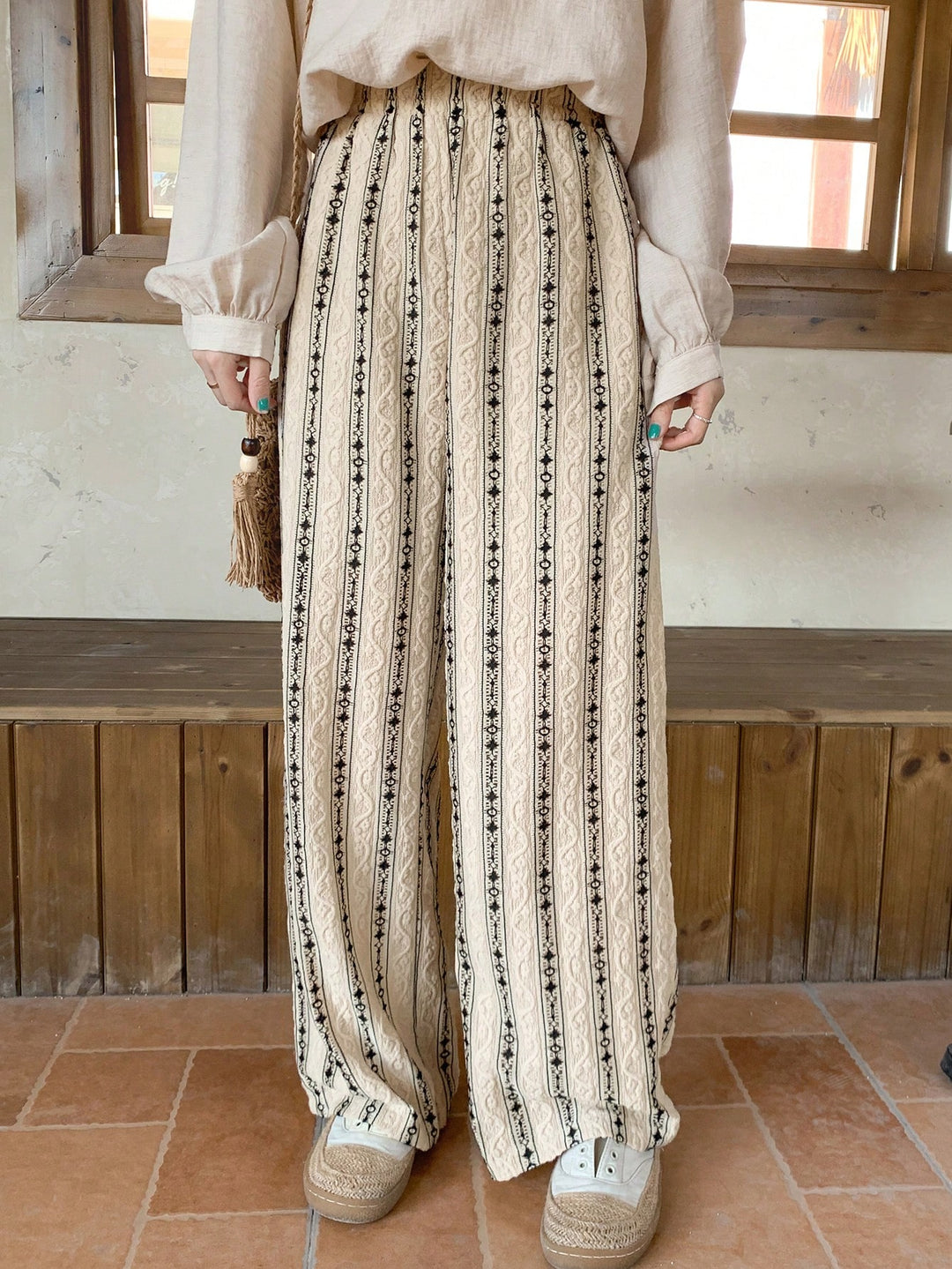 Pantaloni SHEIN, kaki