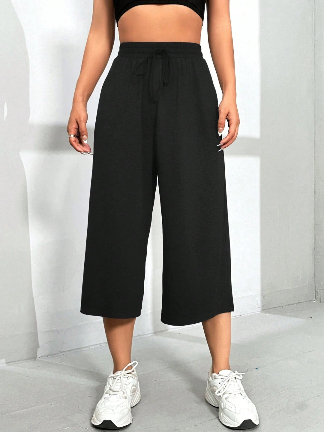 Pantaloni 3/4 SHEIN, negru