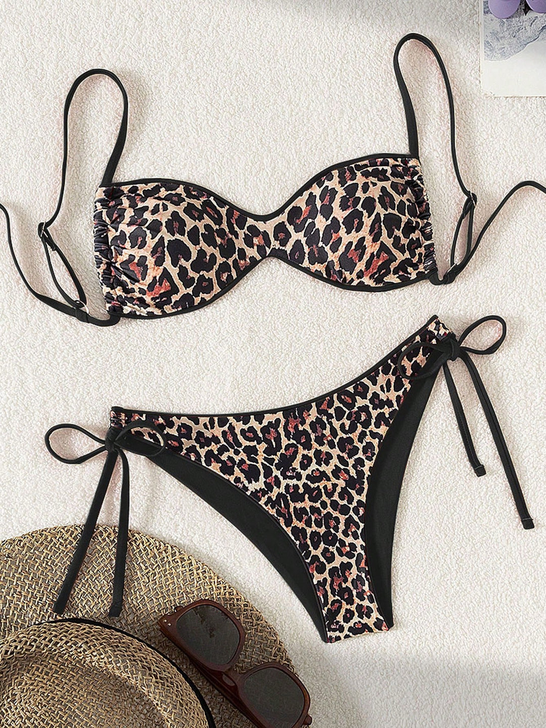 Set bikini SHEIN, mix culori