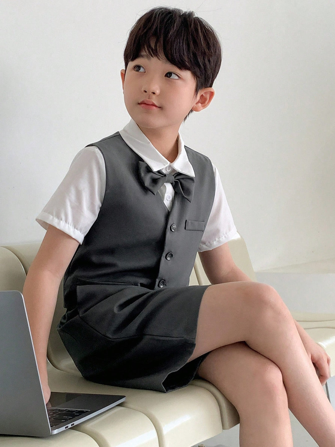 Costum SHEIN, gri