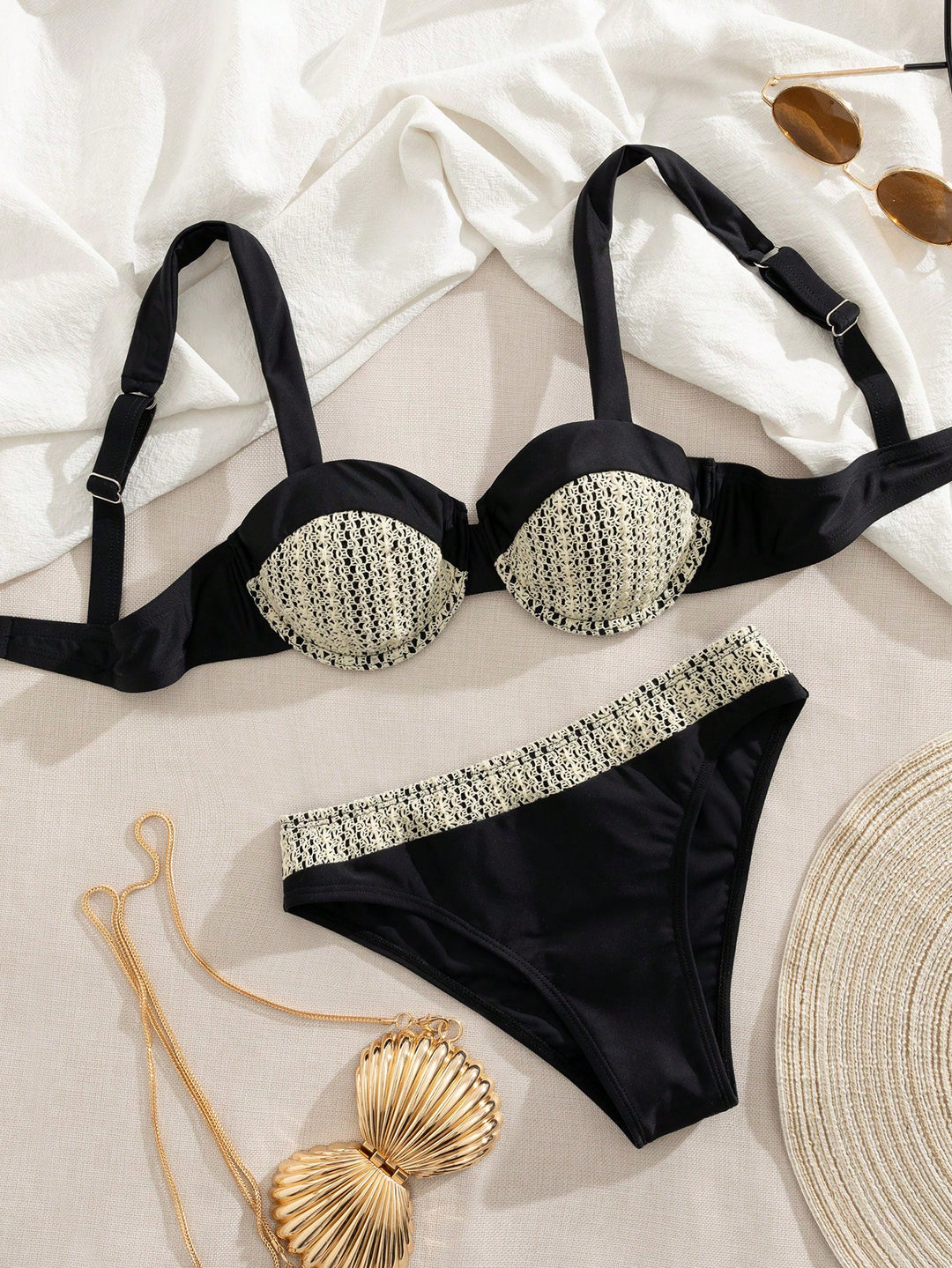 Set bikini SHEIN, mix culori