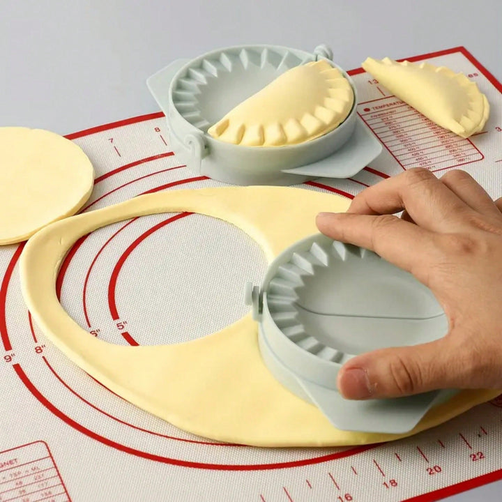 Formă de dumplings SHEIN, mix culori