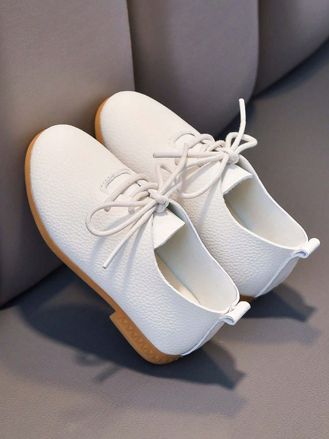 Pantofi SHEIN, alb