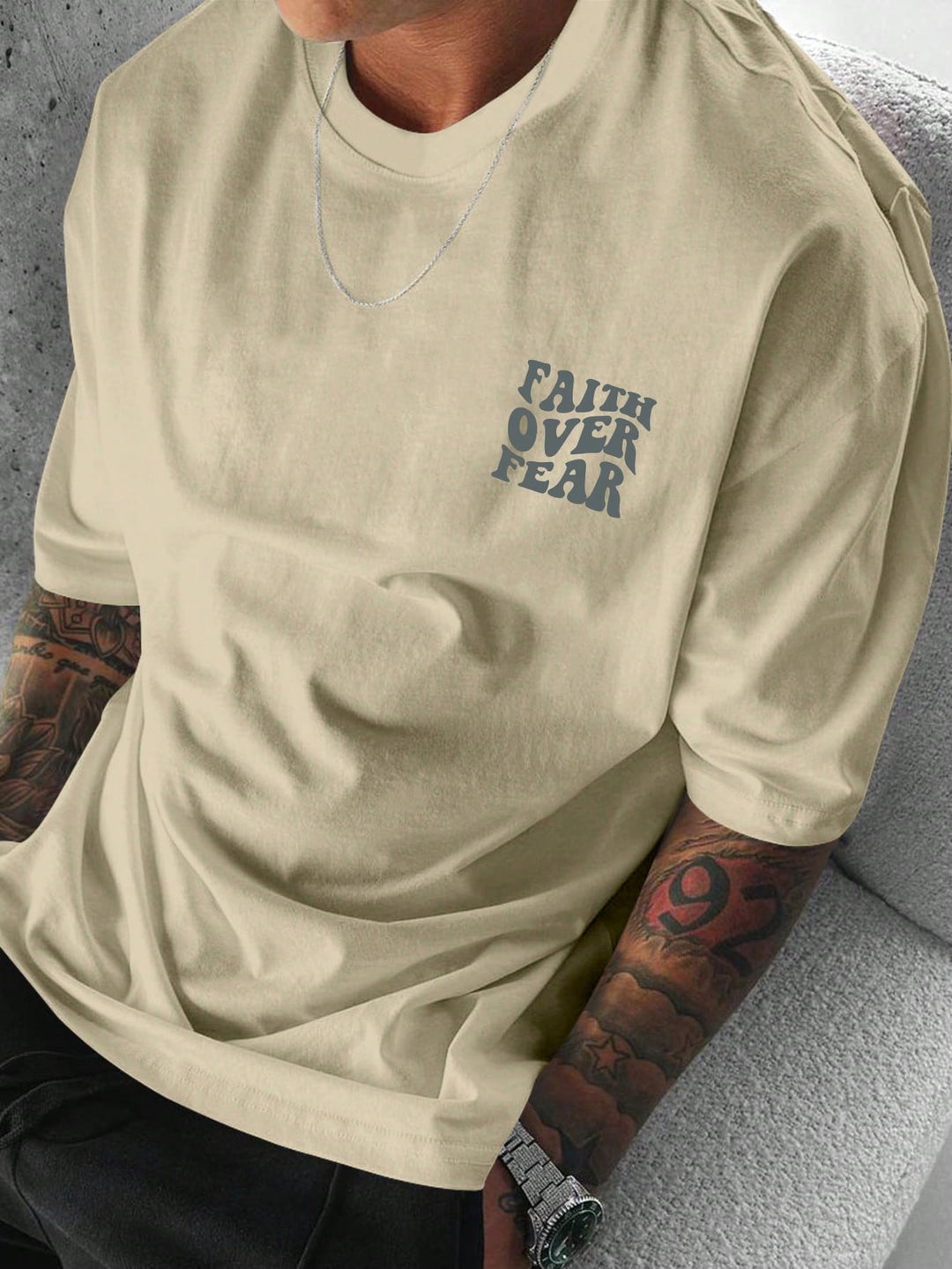 Tricou SHEIN, kaki