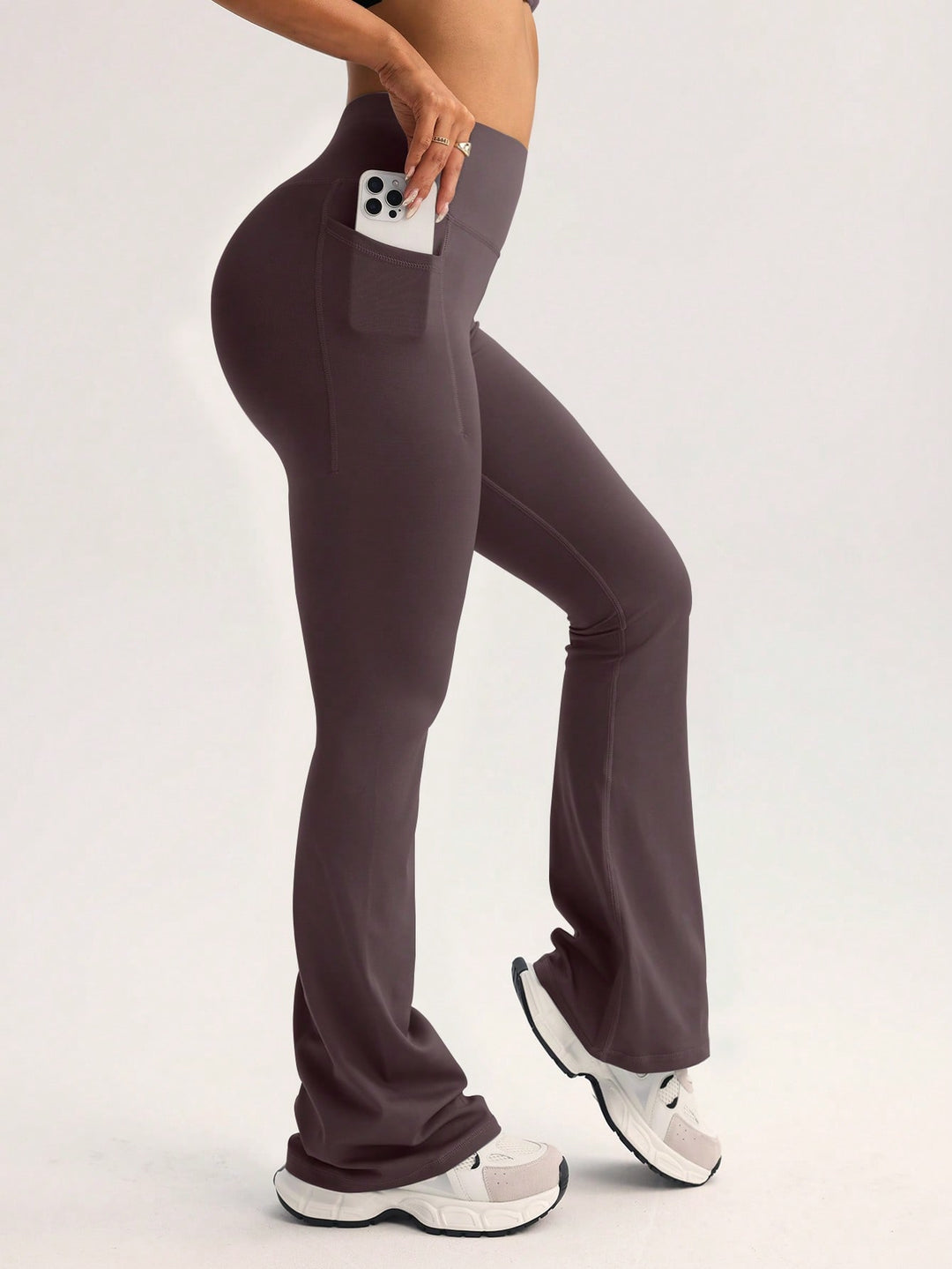 Pantaloni SHEIN, galben