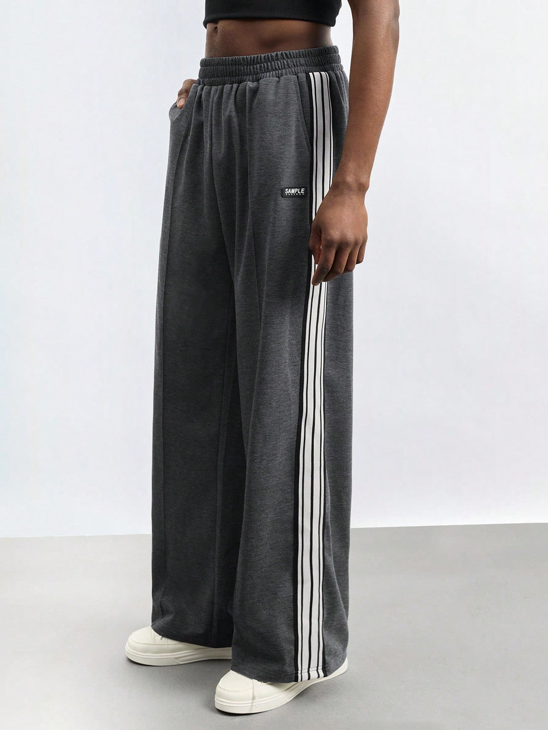 Pantaloni SHEIN, negru