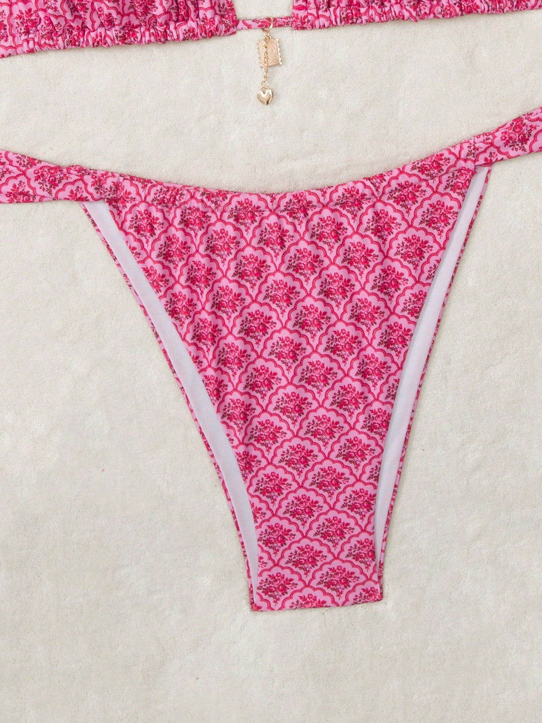 Set bikini de baie SHEIN, mix culori