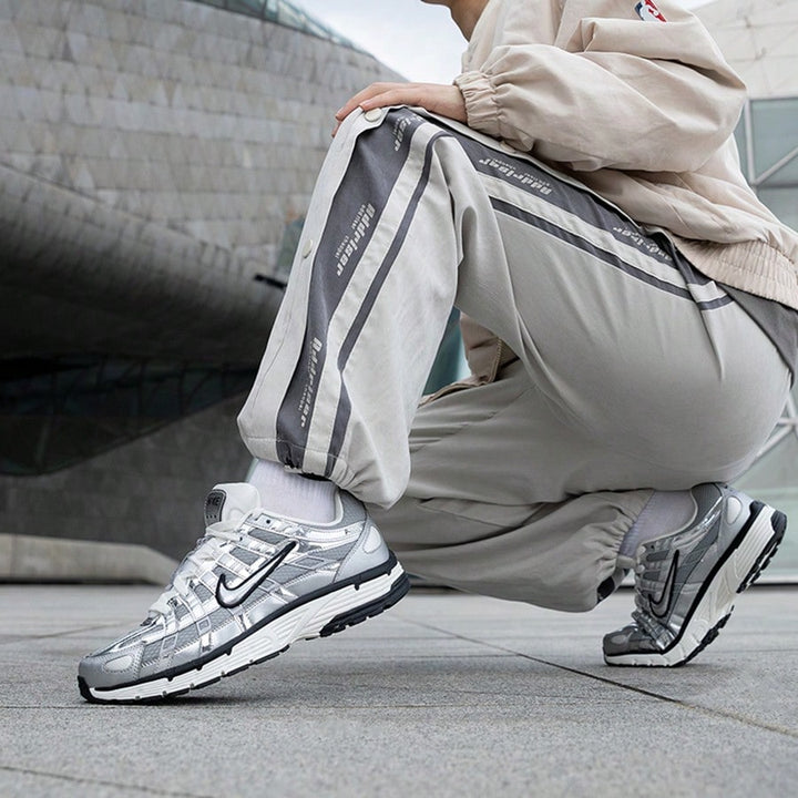 Pantofi sport NIKE, argintiu