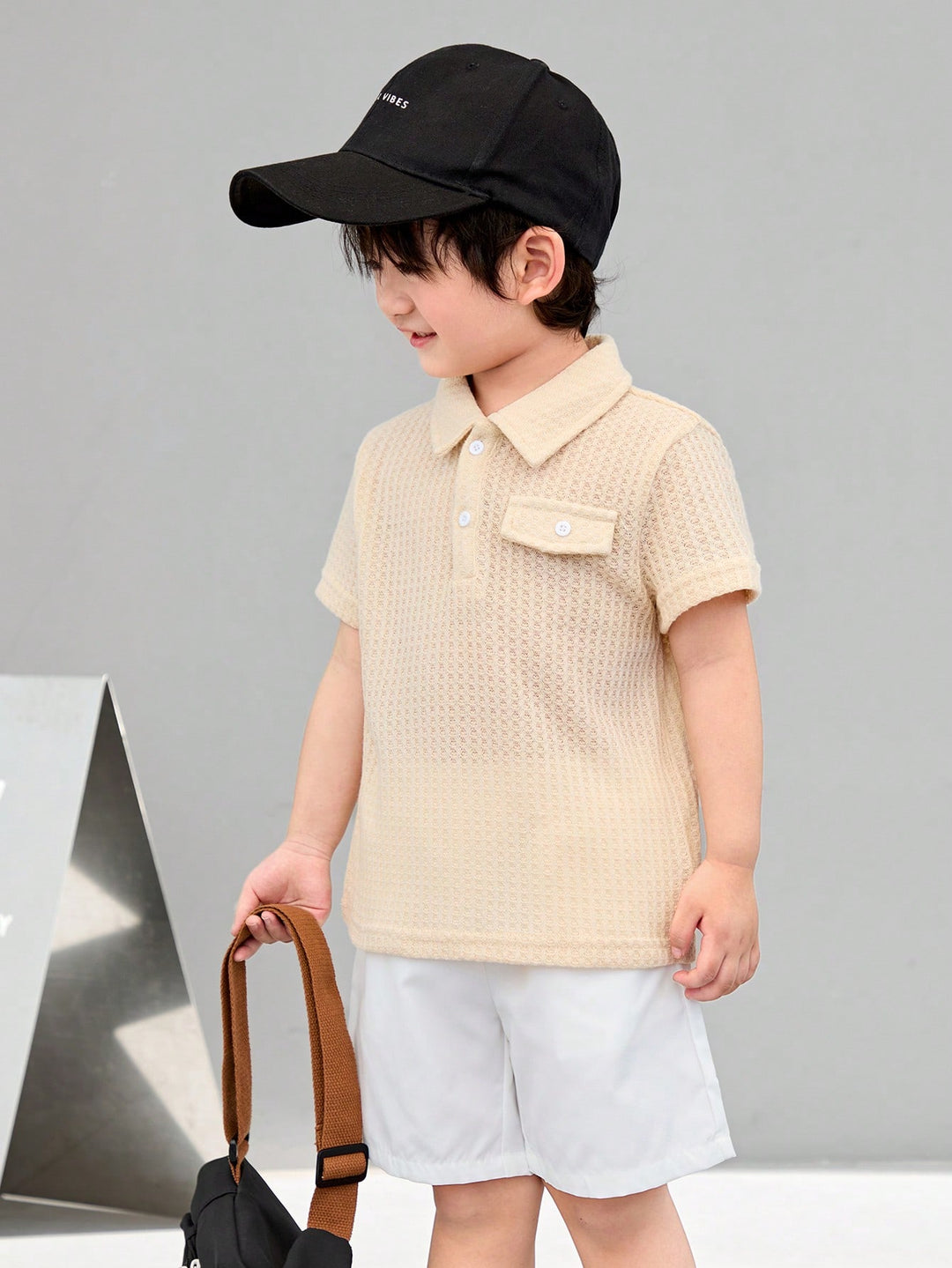 Tricou SHEIN ,crem