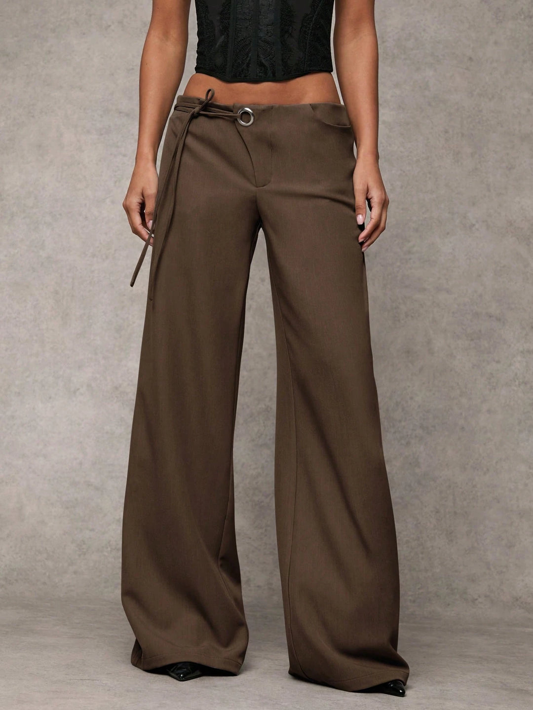 Pantaloni SHEIN, maro