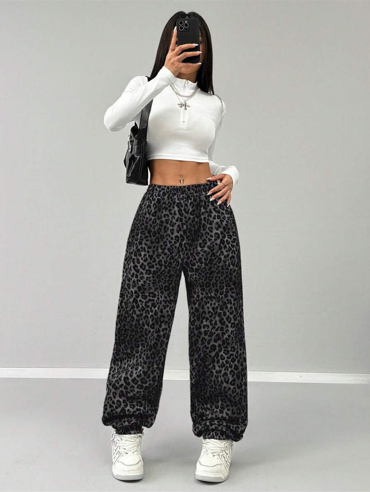 Pantaloni SHEIN, mix culori