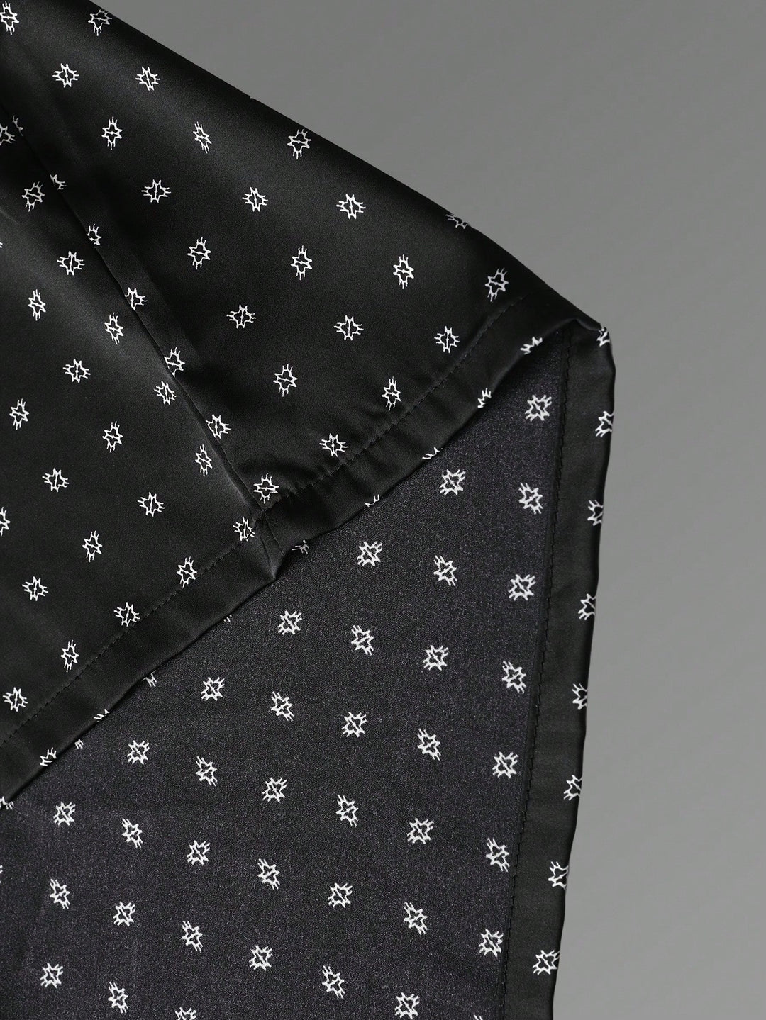 Compleu pijamale SHEIN, negru