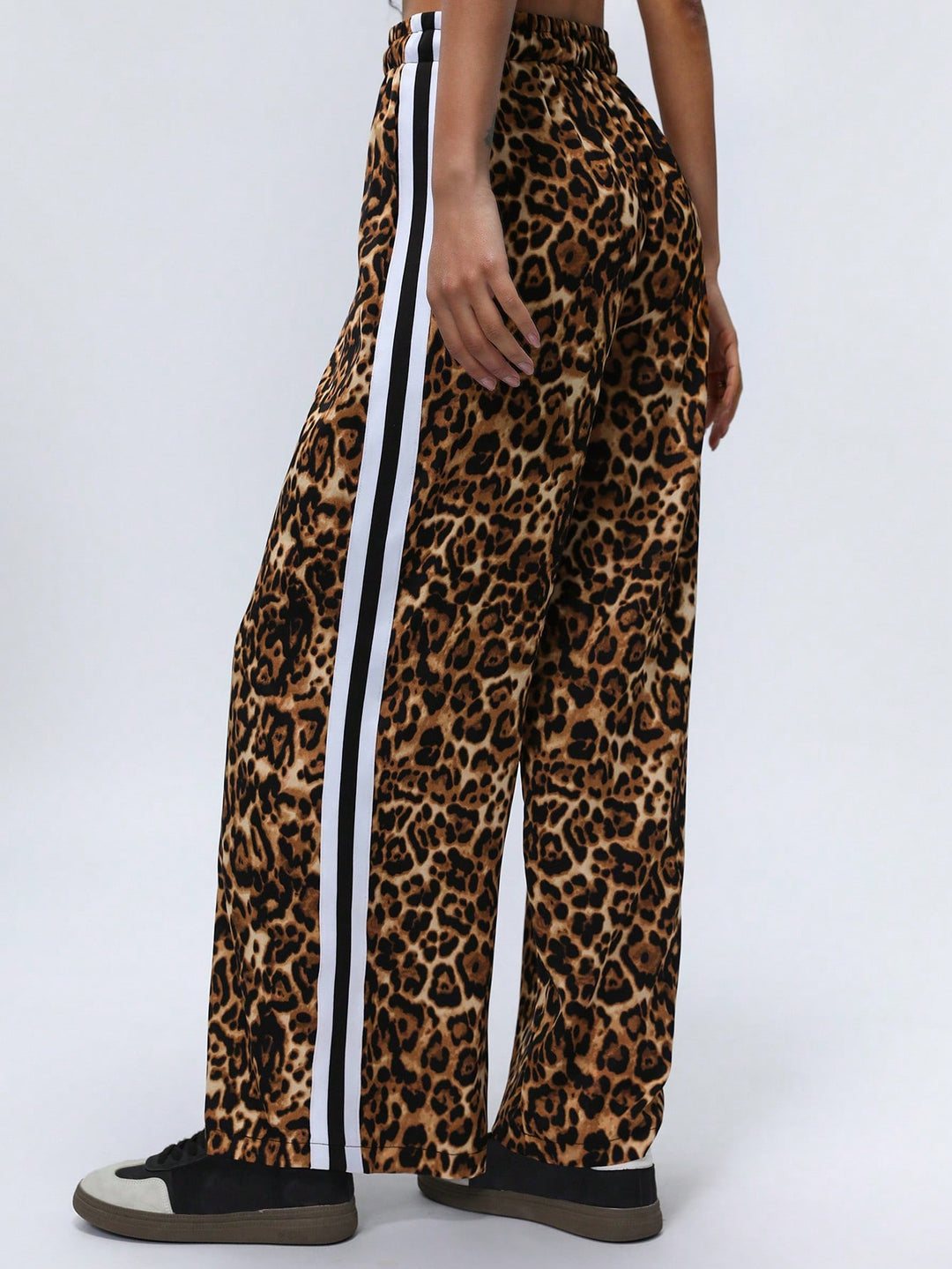 Pantaloni SHEIN, mix culori