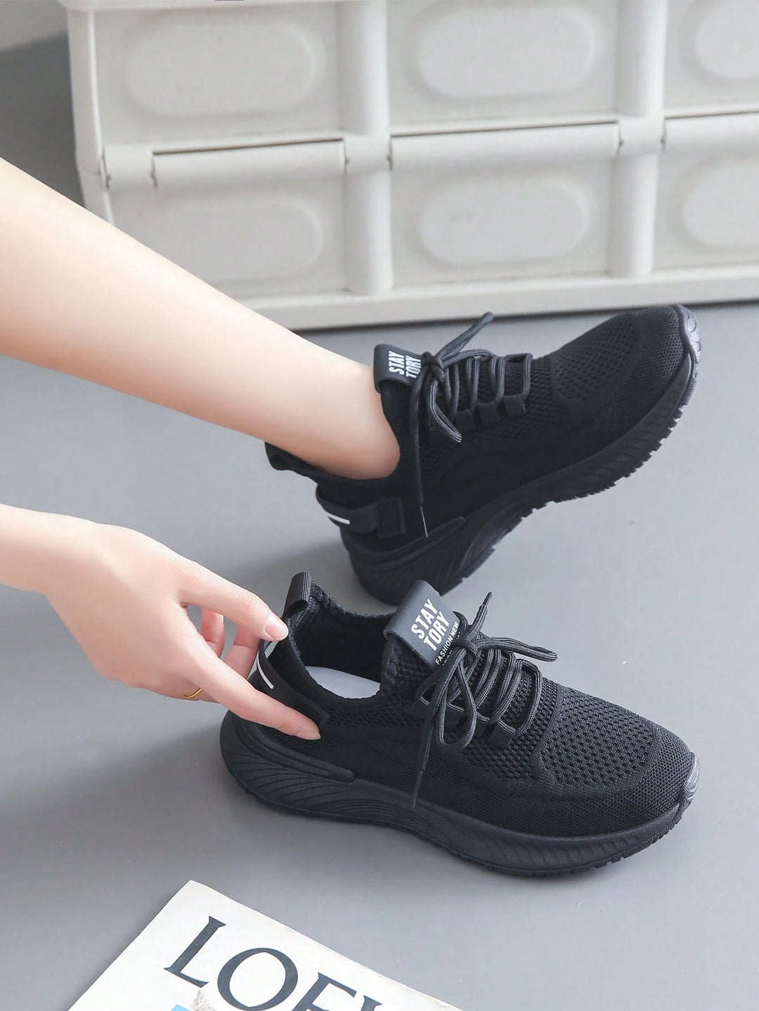Pantofi sport SHEIN, negru