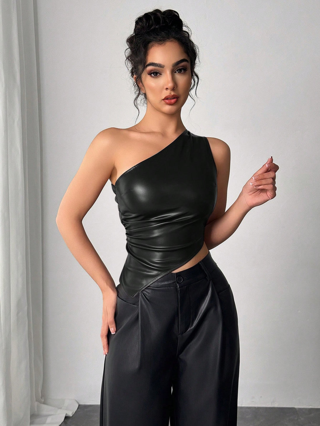 Top SHEIN, negru