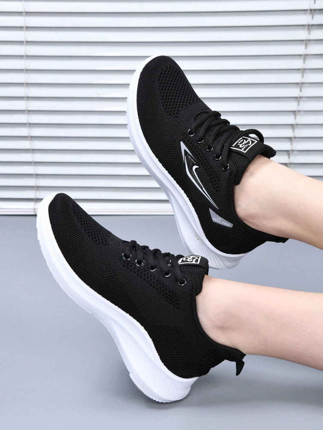 Pantofi sport SHEIN, negru