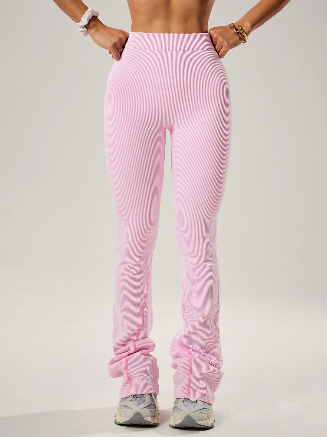 Pantaloni sport SHEIN, roz