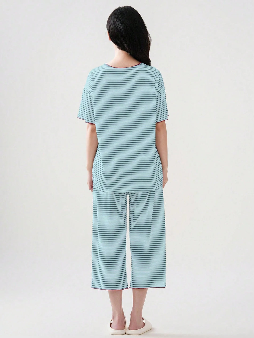 Compleu pijamale SHEIN, mix culori