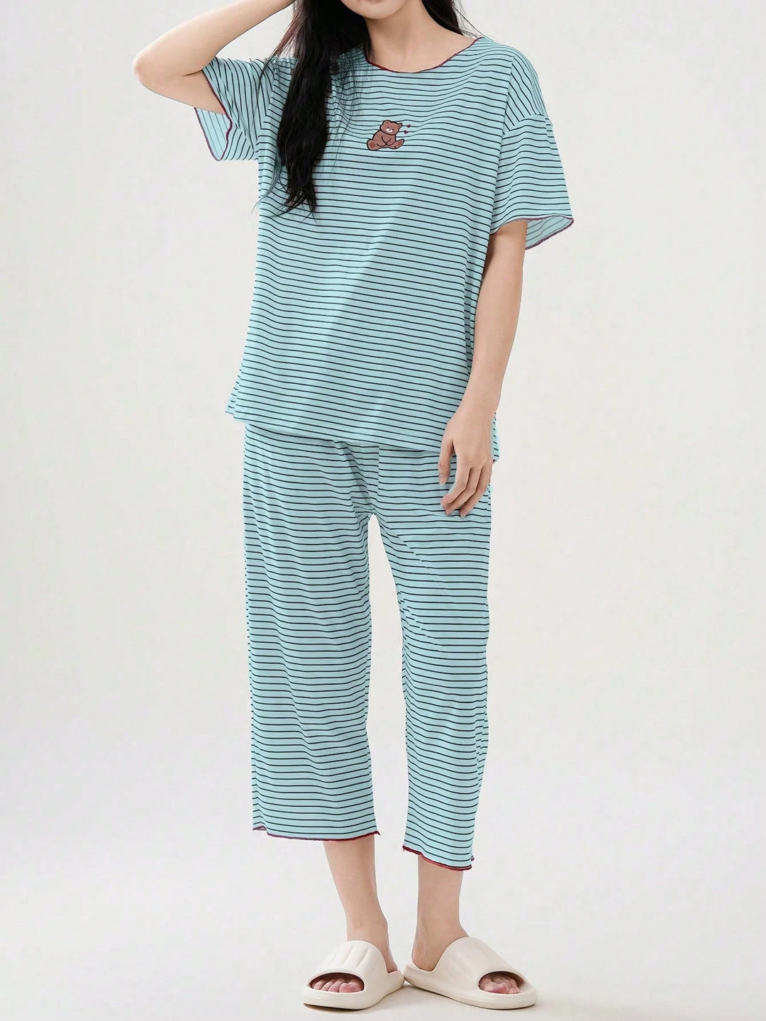 Compleu pijamale SHEIN, mix culori