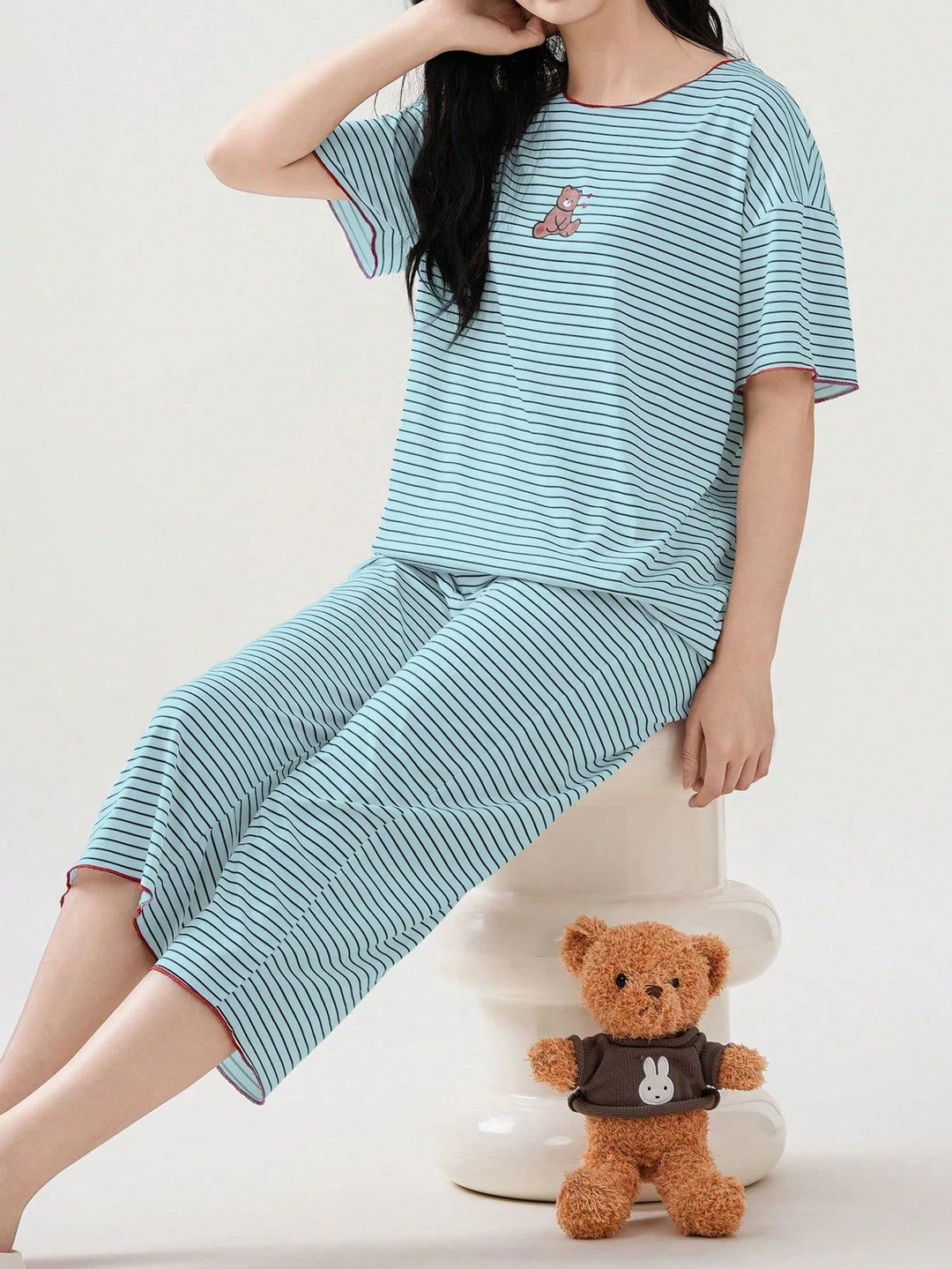 Compleu pijamale SHEIN, mix culori