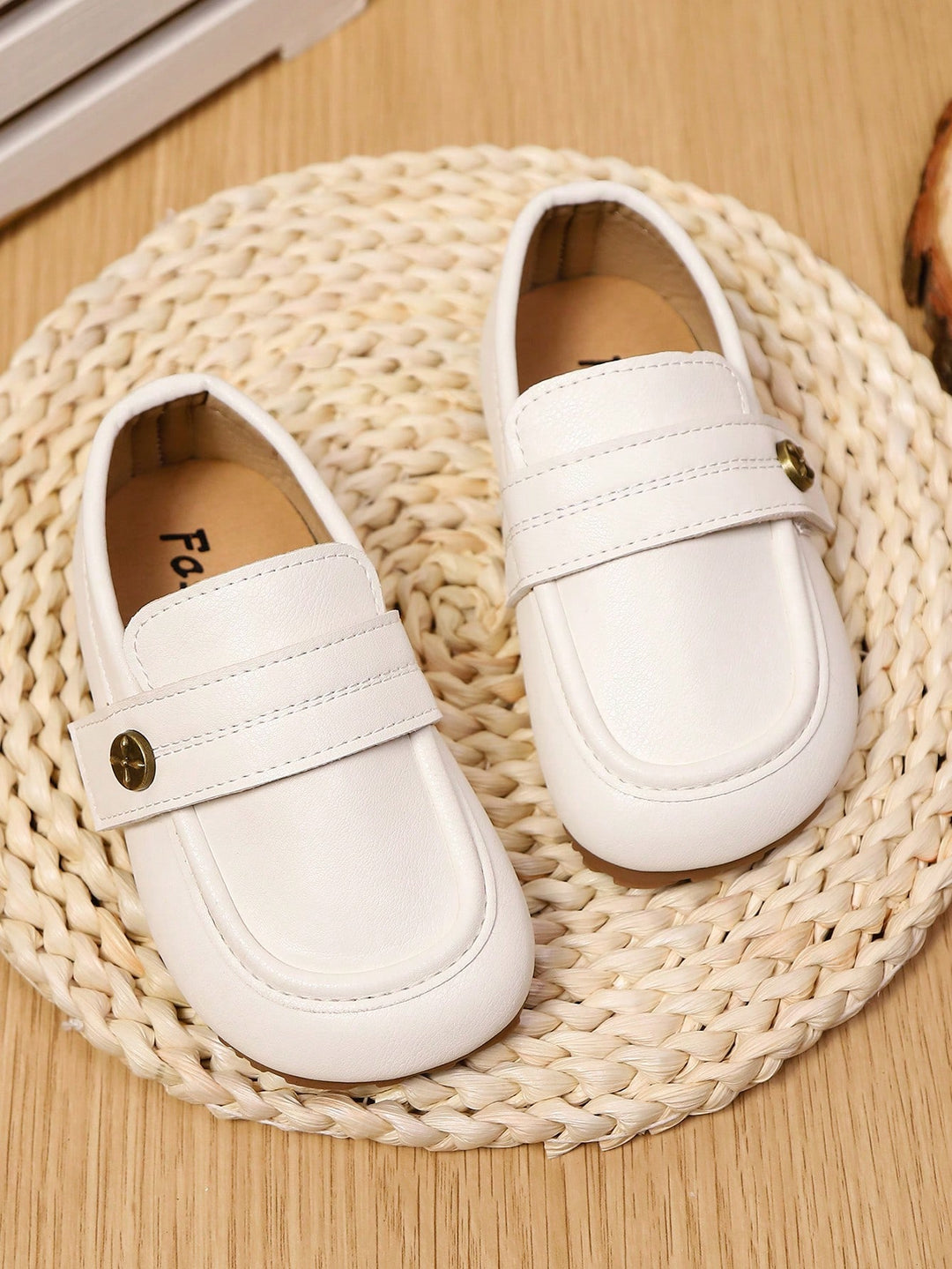 Pantofi SHEIN, alb