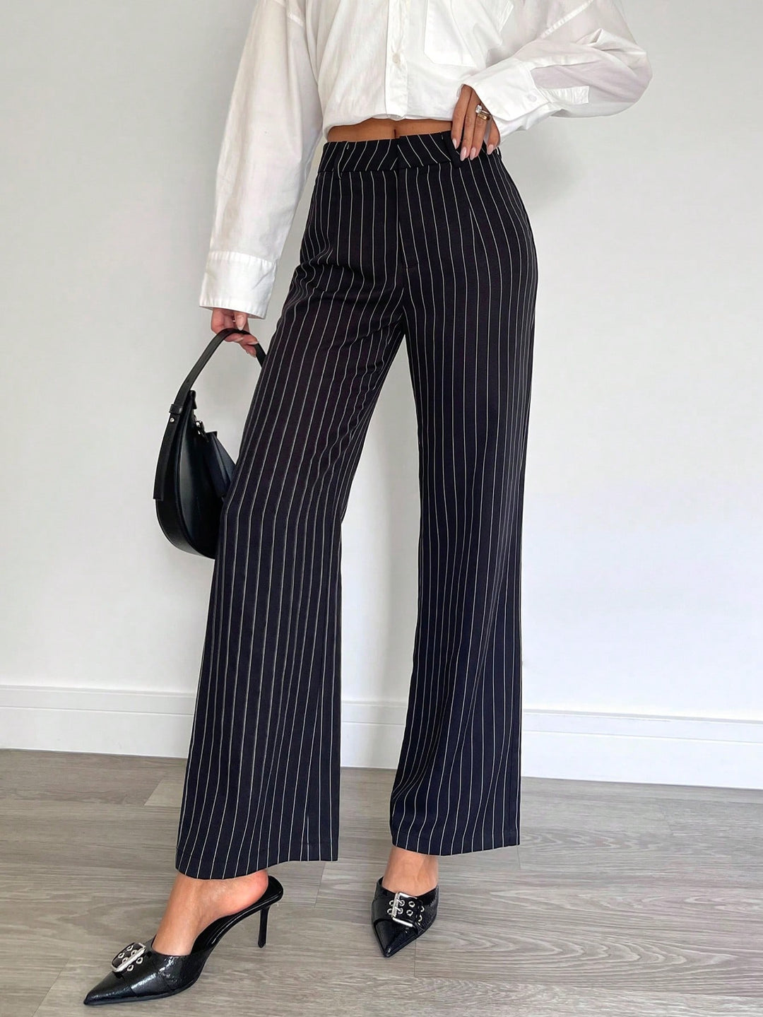 Pantaloni SHEIN, negru