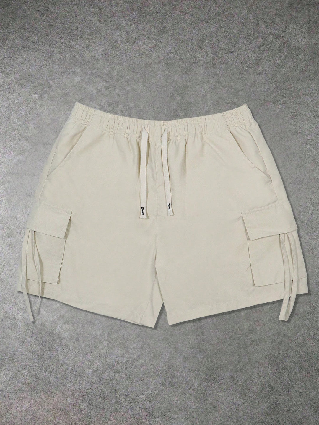 Pantaloni scurți SHEIN, crem