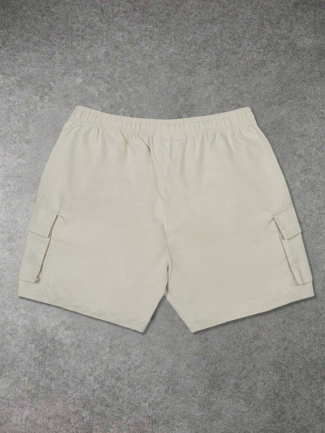 Pantaloni scurți SHEIN, crem