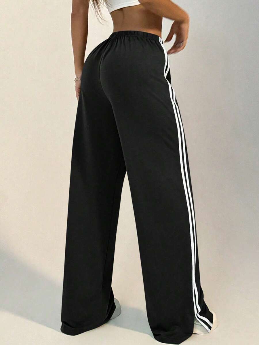 Pantaloni SHEIN, negru