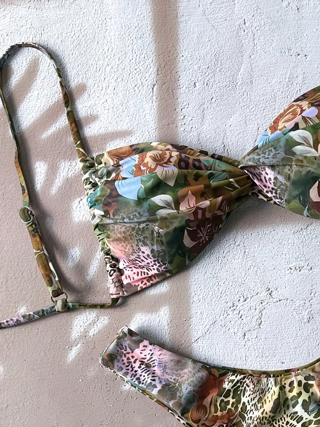 Costum de baie din 2 piese SHEIN, mix culori